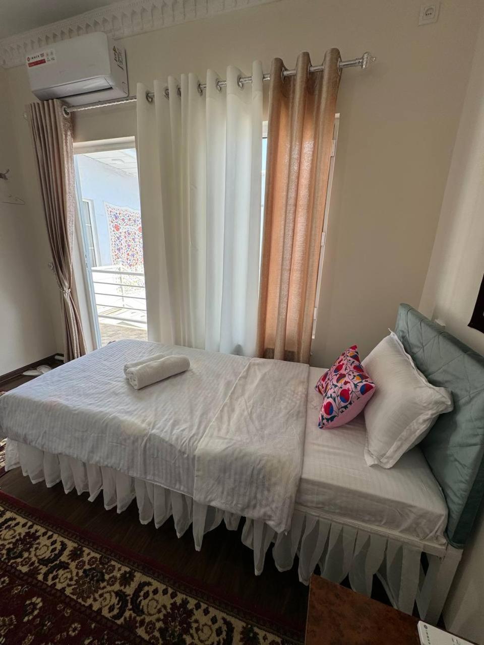 Boutique Boulevard Бухара Екстериор снимка
